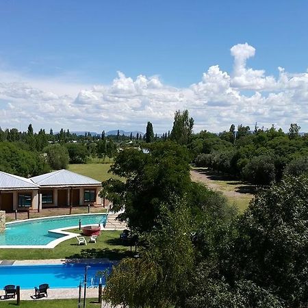 Family Inn San Rafael  Zewnętrze zdjęcie