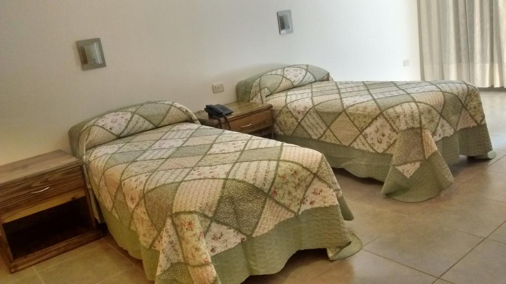 Family Inn San Rafael  Zewnętrze zdjęcie